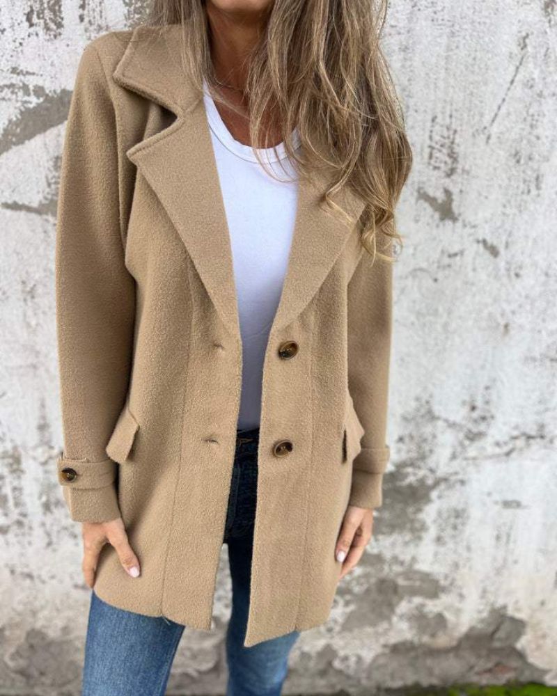 Street-Wave Wool Coat For Women Cozy Elegant Design Warm Outerwear For Cold Months
