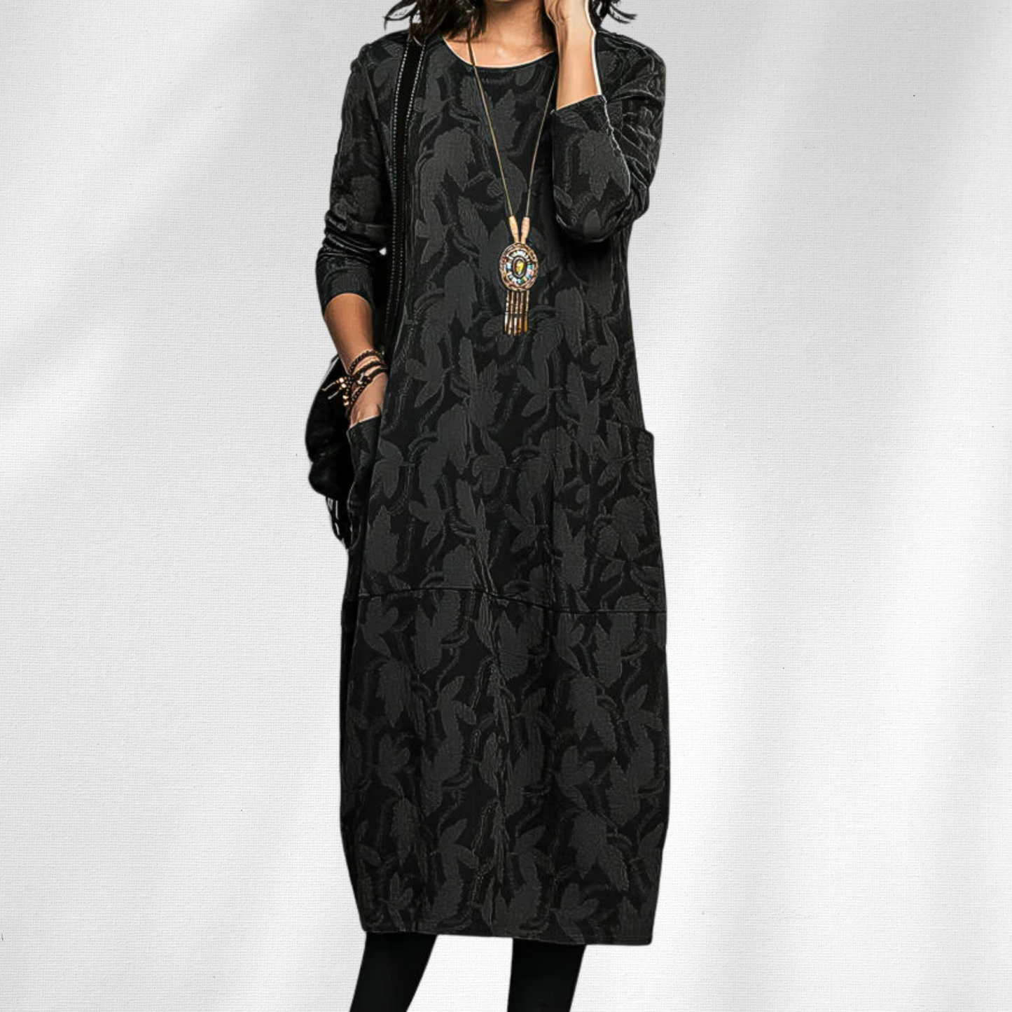 Women's Winter Dress with Crewneck and Long Sleeves