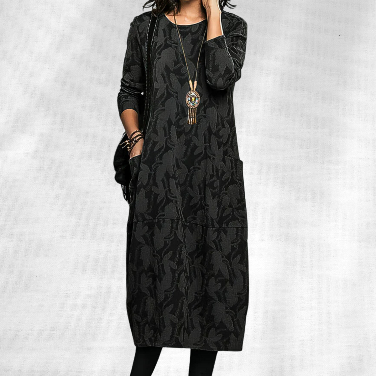 Women's Winter Dress with Crewneck and Long Sleeves