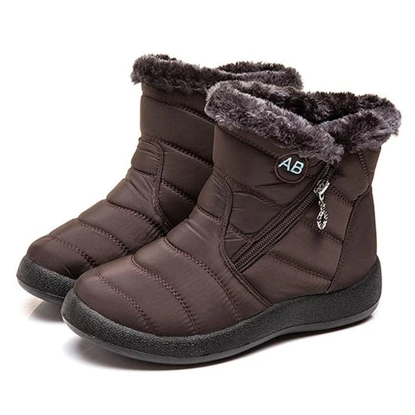 Women's Soft Sole Winter Boots with Insulated Design and Secure Fit
