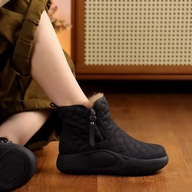 Streetwave Ankle Boots With Side Chain, Cozy Quilted Winter Footwear For Fashion Forward Women