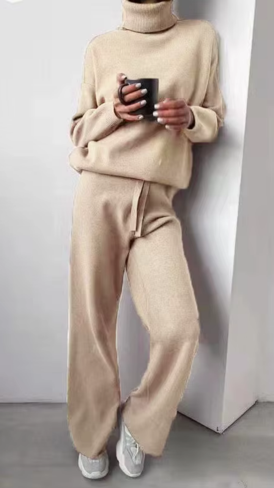 Street Wave Loungewear Set Minimalist Comfort For Urban Dwellers Everyday Cozy Home Wear