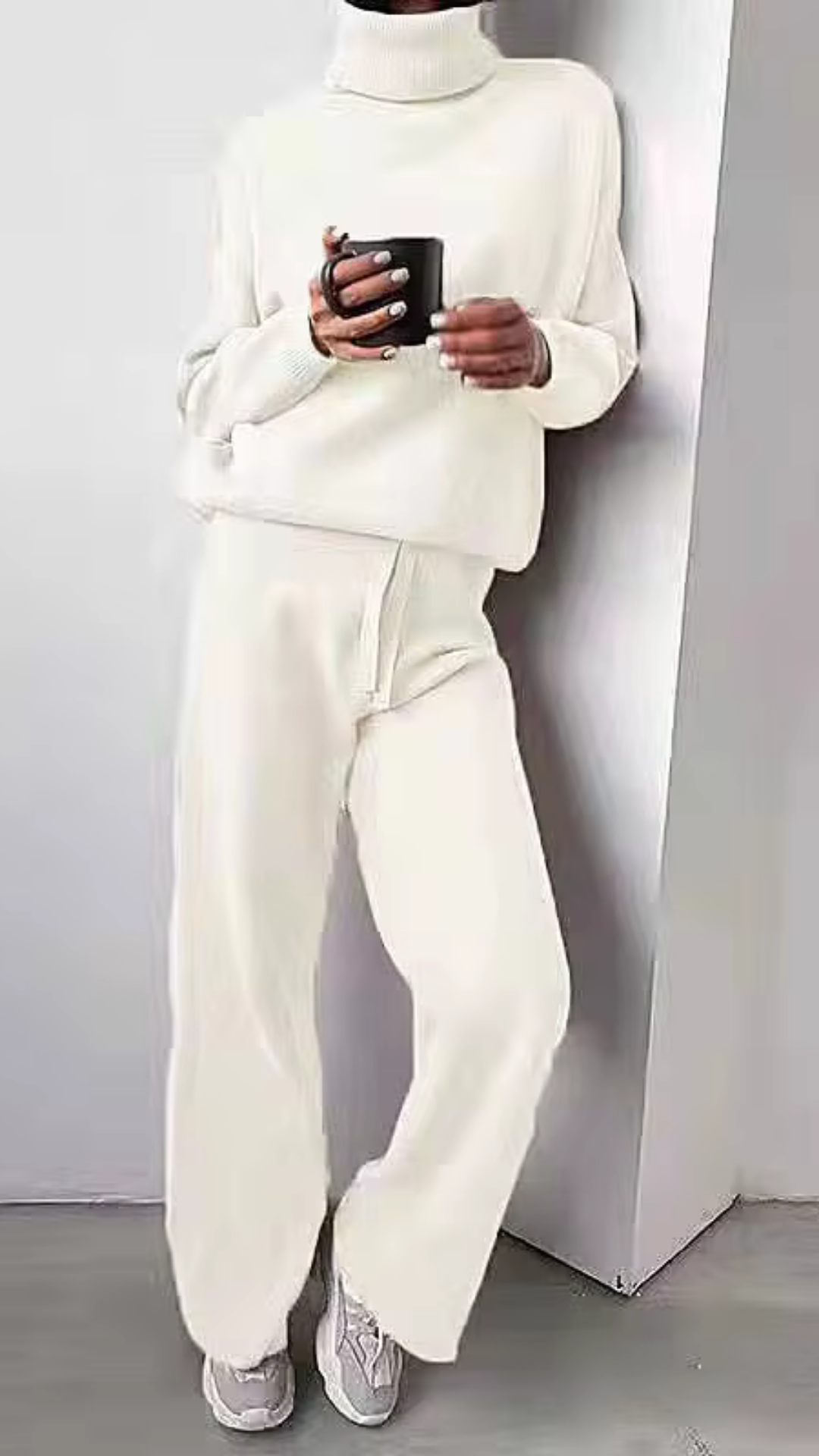 Street Wave Loungewear Set Minimalist Comfort For Urban Dwellers Everyday Cozy Home Wear