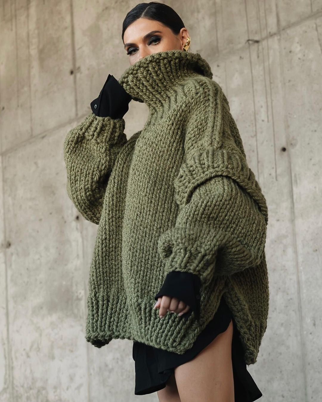 Street-wave Oversize Knit Rollneck Sweater For Women Cozy Chunky Warm Winter Essential