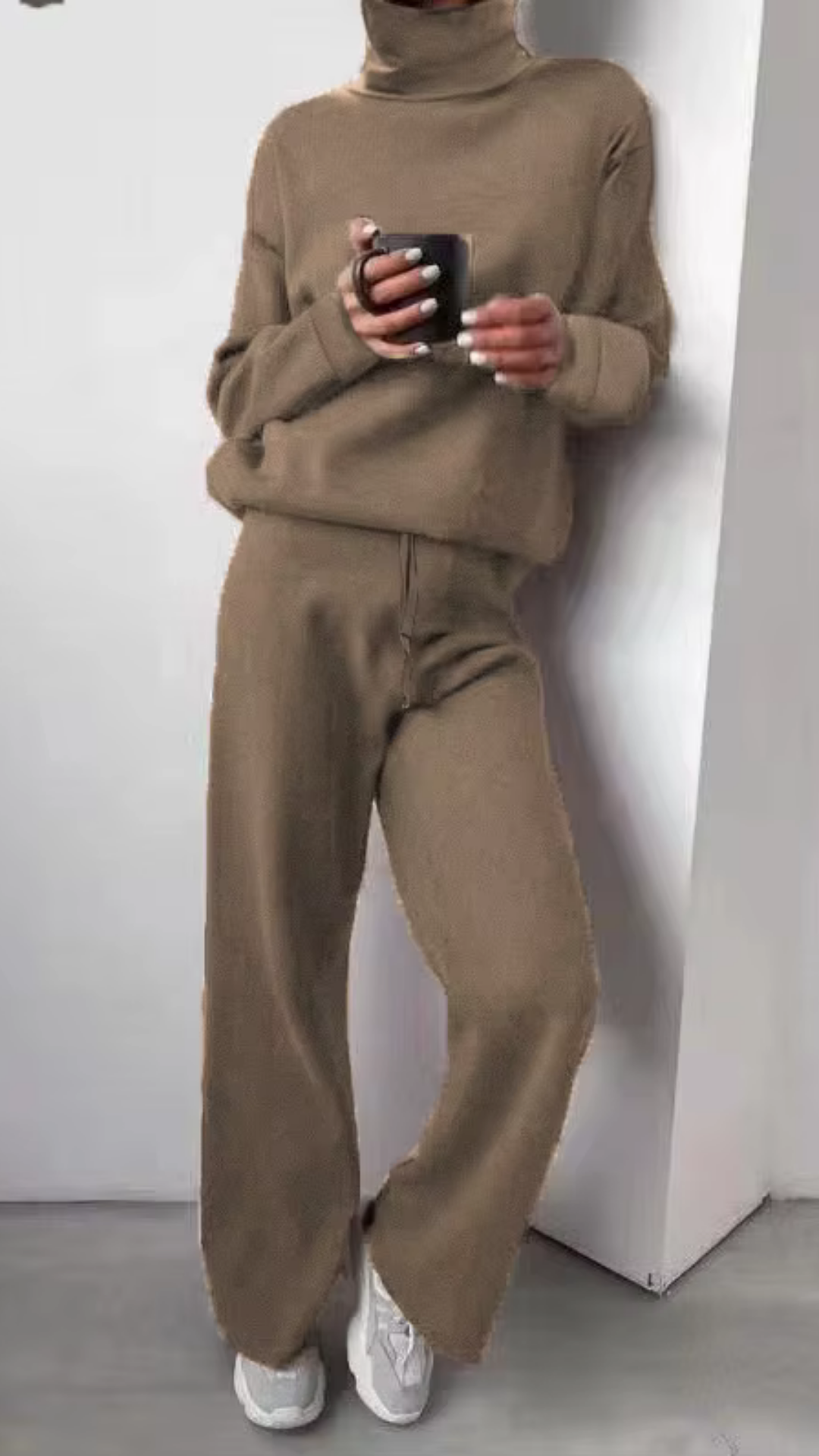 Street Wave Loungewear Set Minimalist Comfort For Urban Dwellers Everyday Cozy Home Wear