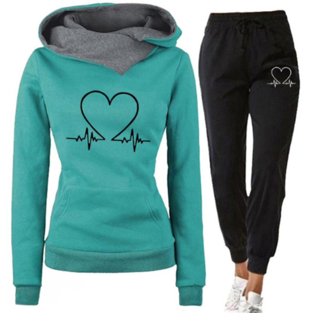 Street-wave Heartbeat Jogging Set for Women Cozy Warmth and Plush Comfort Lounge Wear