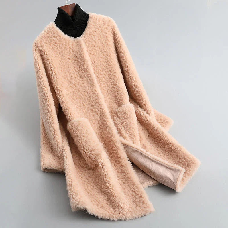 Street-wave Teddy Fur Winter Coat for Women Warm Plush Jacket with Cozy Comfort All-Season Warmth
