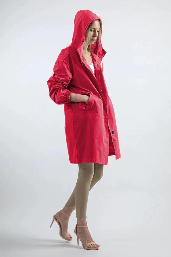 Street-wave White Rain Jacket for Women Stylish Waterproof Outerwear Wet Weather
