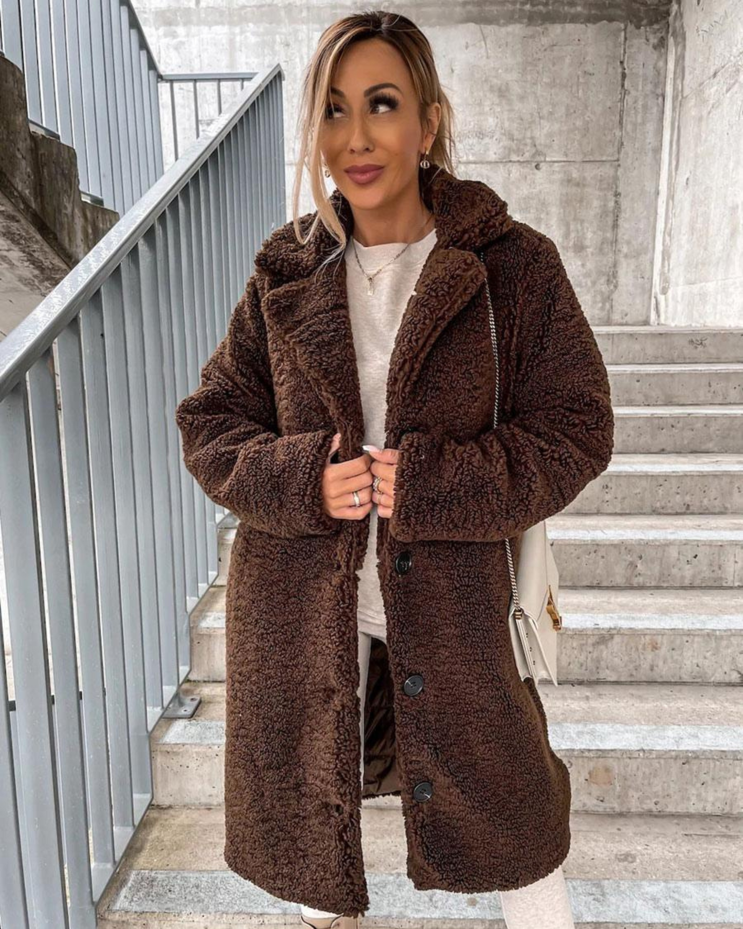 Street-wave Teddy Coat For Women Ultra Cozy Plush Winter Outerwear With Timeless Style