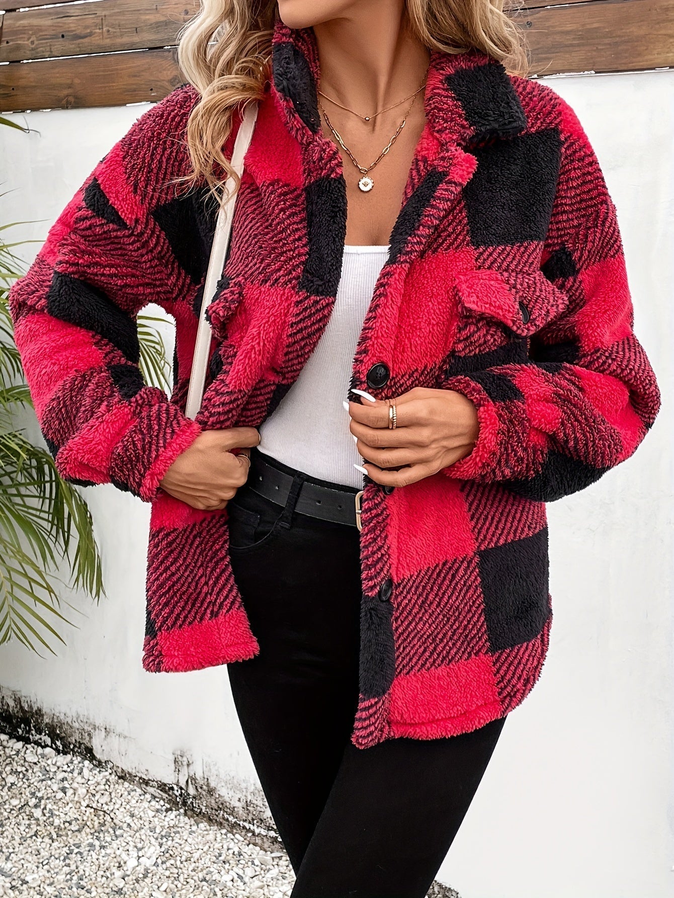 Street-wave Plaid Flannel Shacket With Soft Polyester Warmth For Women Versatile Everyday Wear