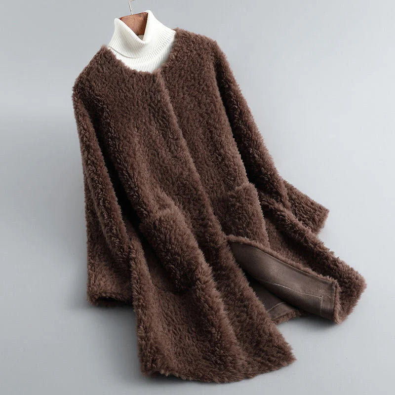 Street-wave Teddy Fur Winter Coat for Women Warm Plush Jacket with Cozy Comfort All-Season Warmth