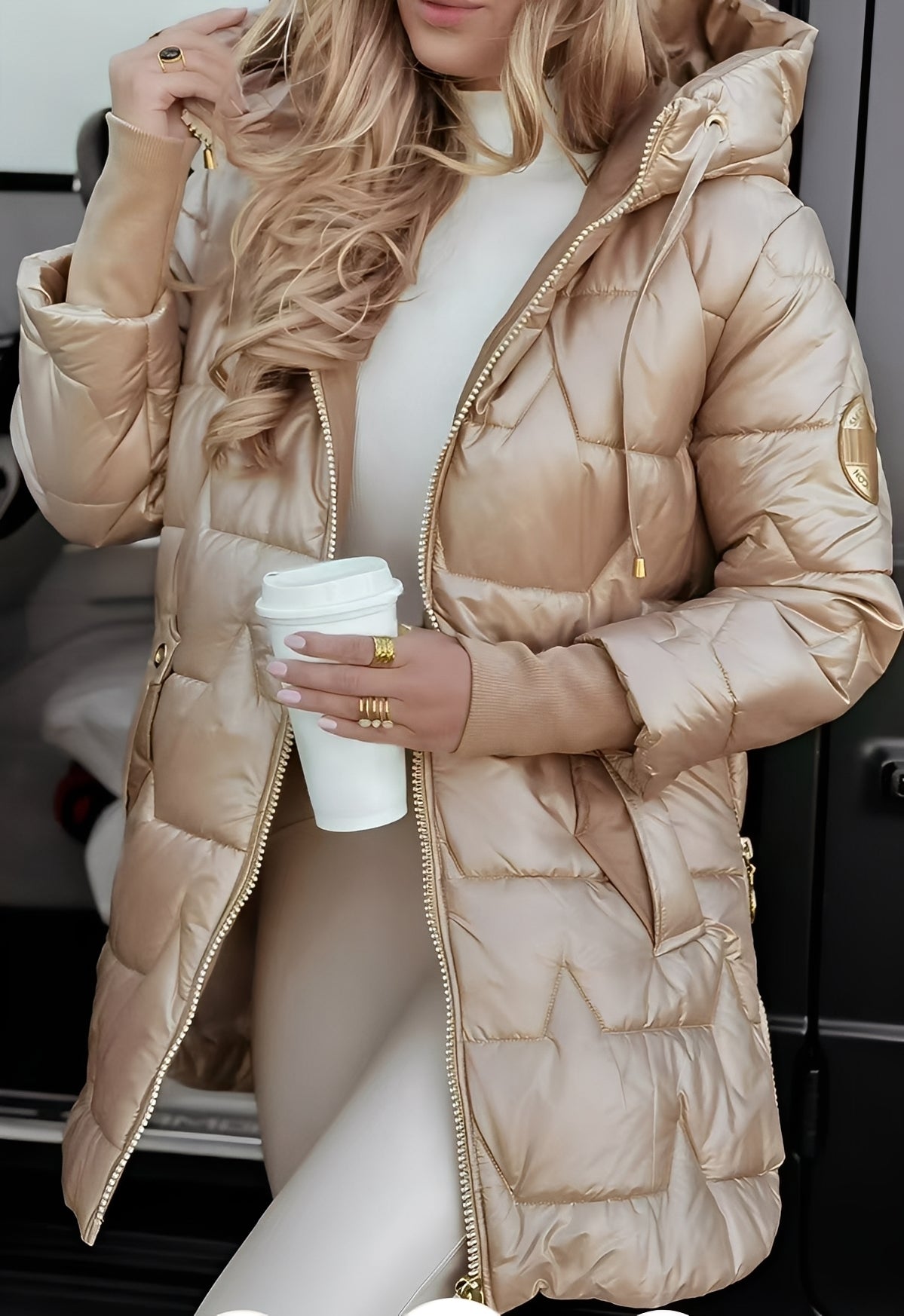 Street-wave Down Jacket For Women With Hood Elegant Puffer Coat For Ultra Warmth And Craftsmanship