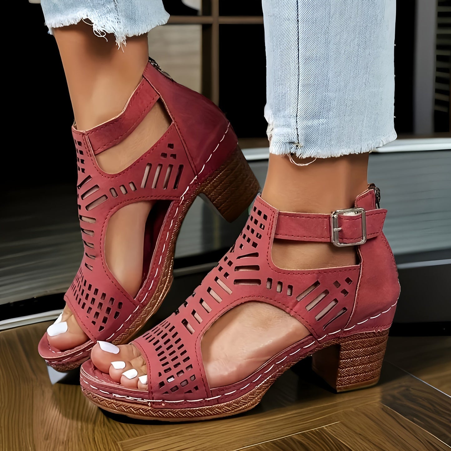 Women's Block Heel Sandals with Adjustable Straps and Cushioned Insole