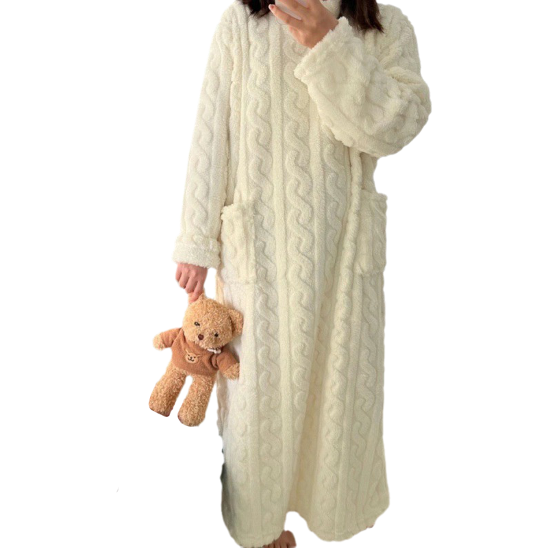 Street-Wave Winter Coral Velvet Homewear Plush Robe For Ultra Cozy Lounge Days Women