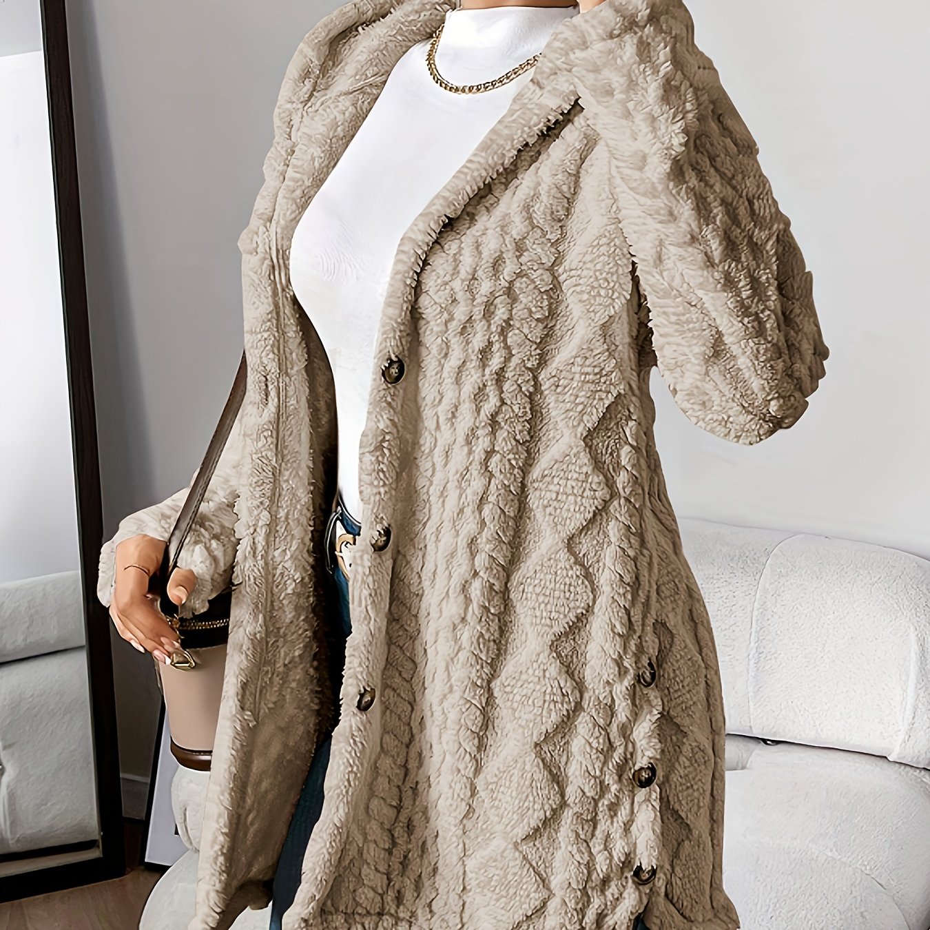 Street-Wave Long Hooded Faux Fur Coat For Women Cozy Warmth And Soft Plush Comfort