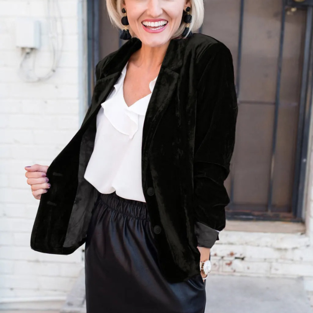 Street-Wave Velvet Blazer For Women, Flattering Fit, Office To Evening Versatile Style