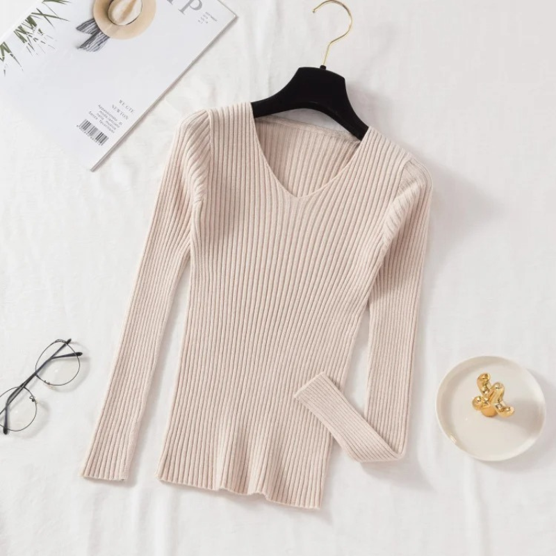Street-Wave Ribbed V-Neck Pullover For Women Slim Fit Figure Flattering Knit Effortless Versatile Everyday Style
