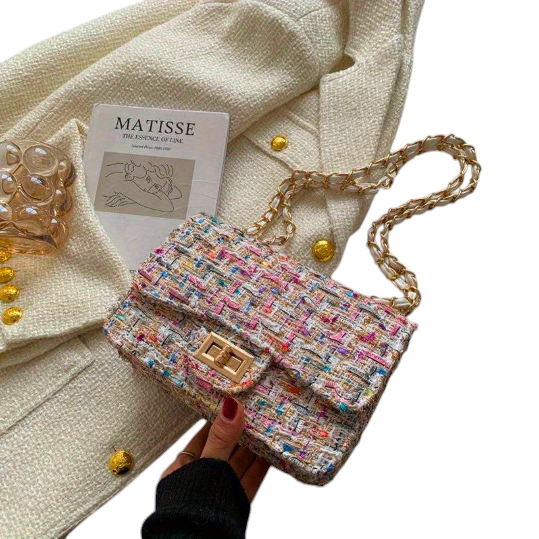 Women's Shoulder Bag with Adjustable Strap and Versatile Design
