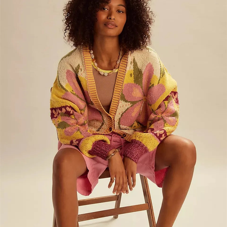 Street-wave | florale Strickjacke mit lockerer Passform und langen Ärmeln - Street-wave