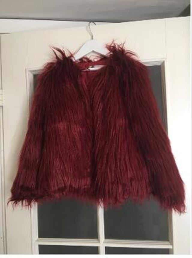 Street-wave Women Luxurious Fluffy Faux Fur Jacket With Oversized Silhouette And Elegant Collar