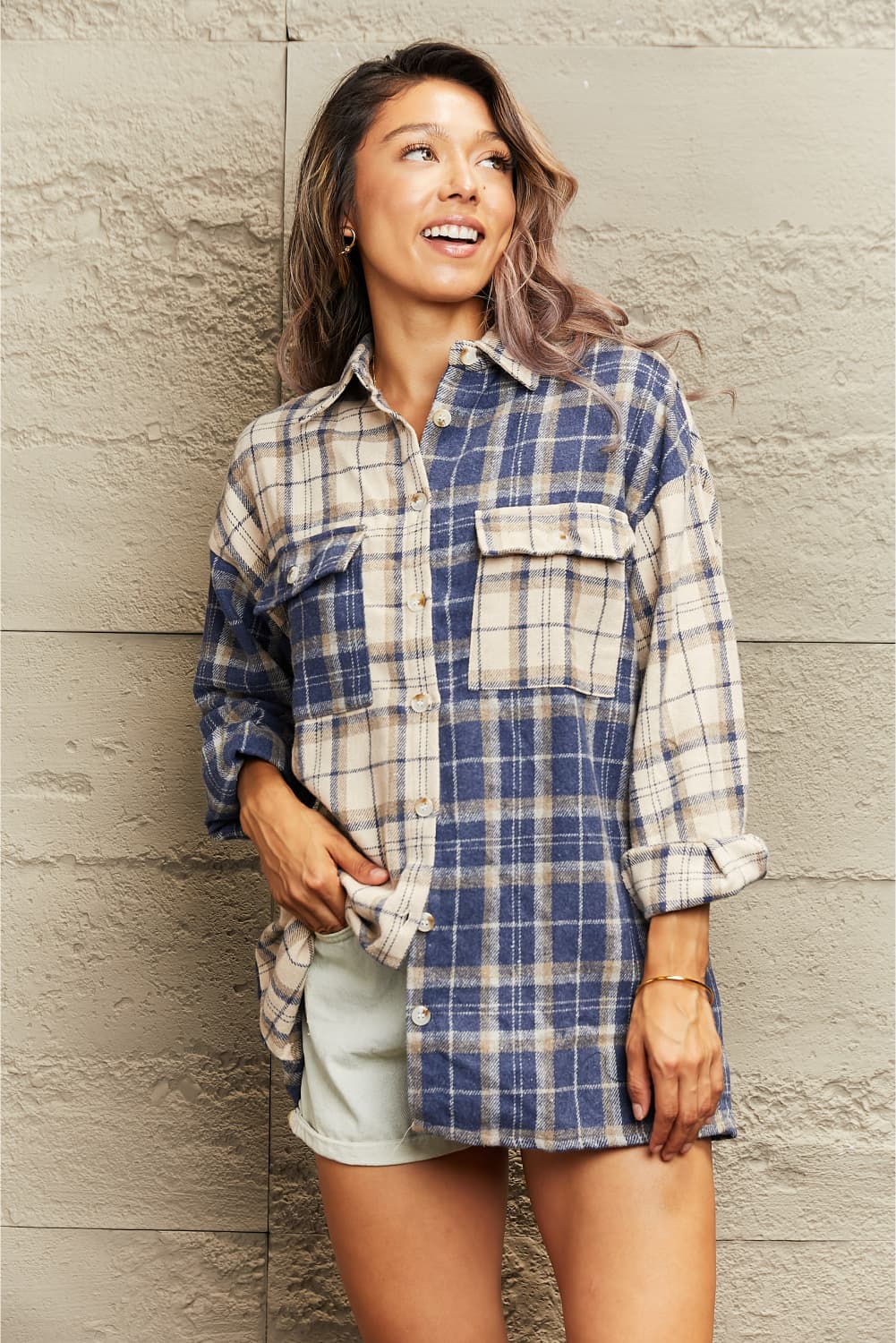 Street-wave Plaid Shirt Jacket For Women With Button Front And Collar Longline Fit
