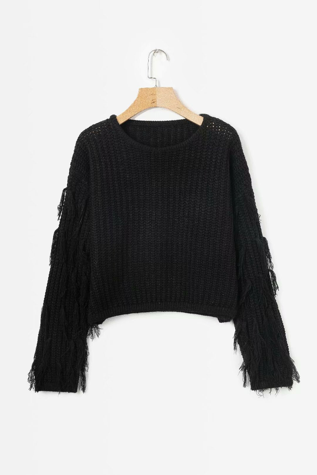 Street-Wave Women's Ultimate Trendy Chunky Knit Sweater With Fringed Sleeves For Cozy Winter Style