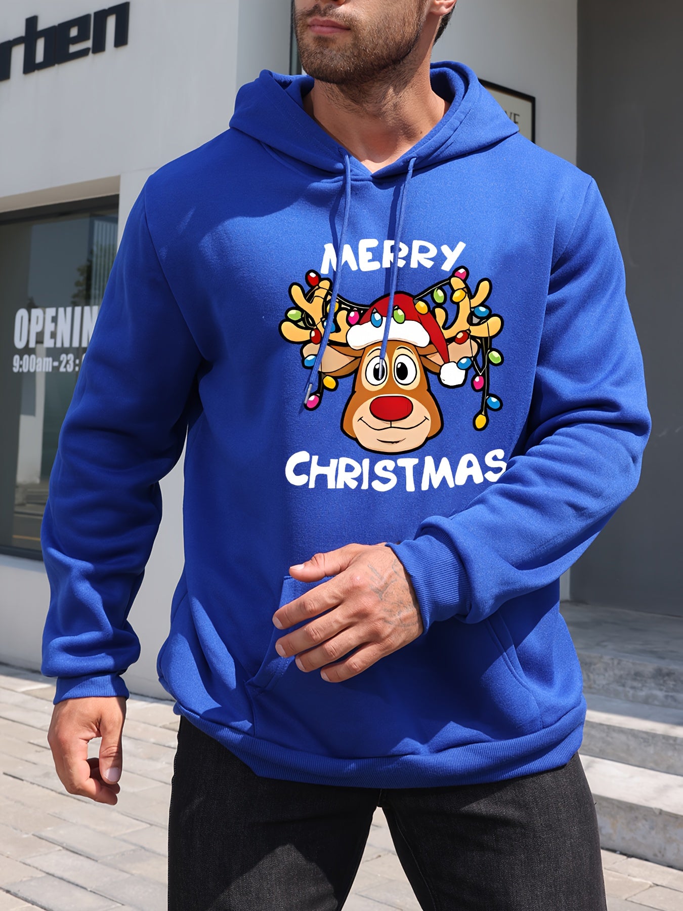 Street-Wave Christmas Hoodie With Reindeer Print Polyester Cozy Festive Design For Holiday Shoppers