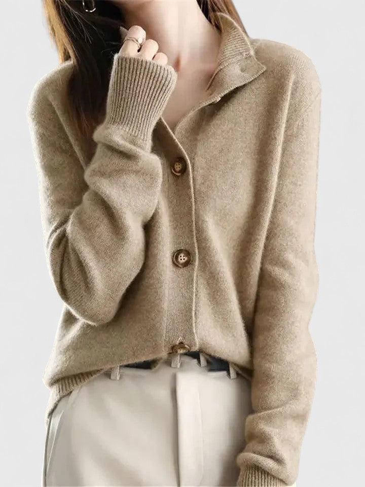 Street-wave Cozy Timeless Knit Cardigan With Button Placket For Women Soft Breathable Knit Wooden Buttons