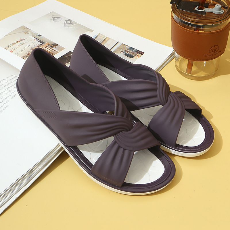 Women's Casual Sandals with Adjustable Straps and Cushioned Footbed