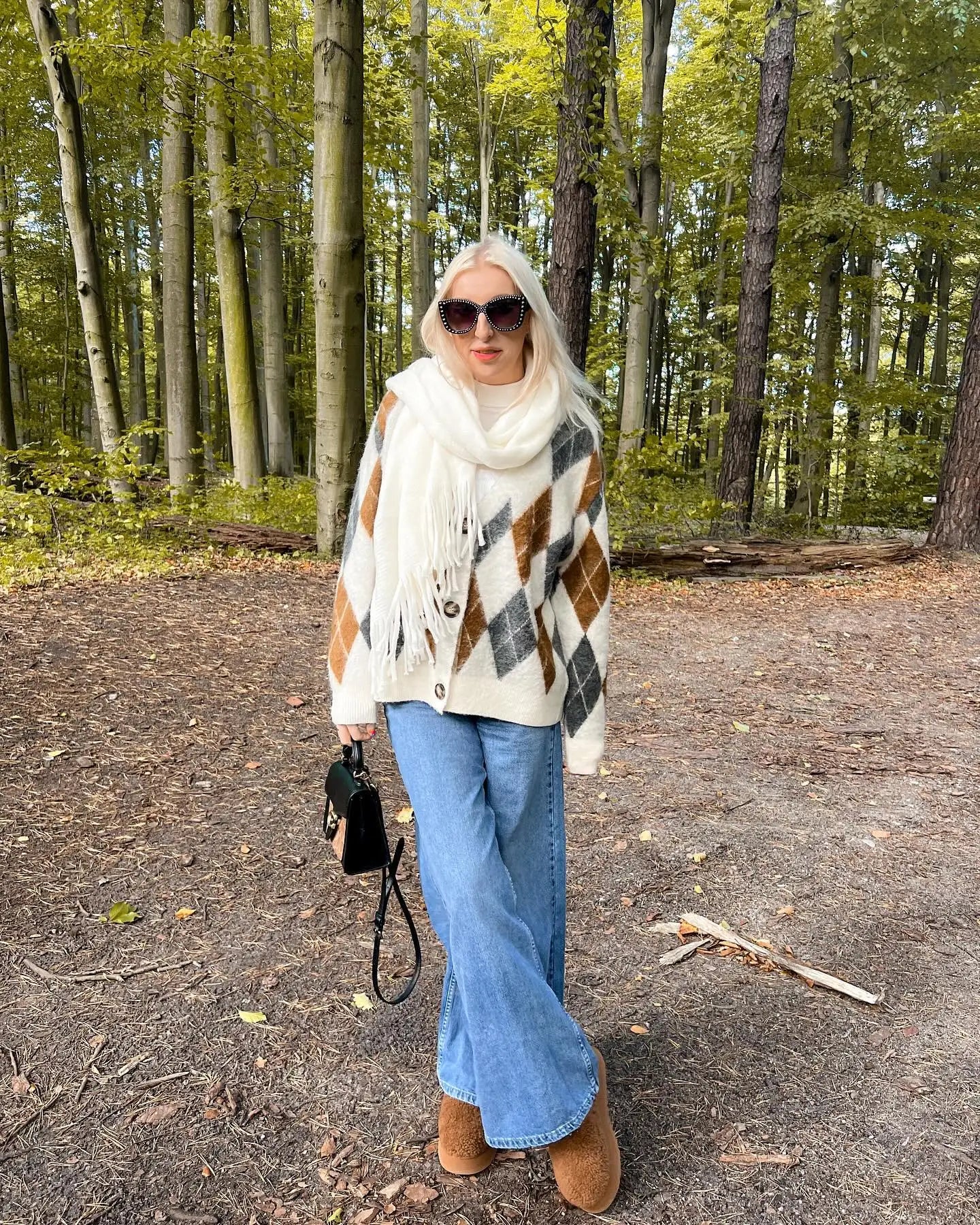 Streetwave Knit Cardigan for Winter Cozy Women Versatile Stylish V Neck Button Front