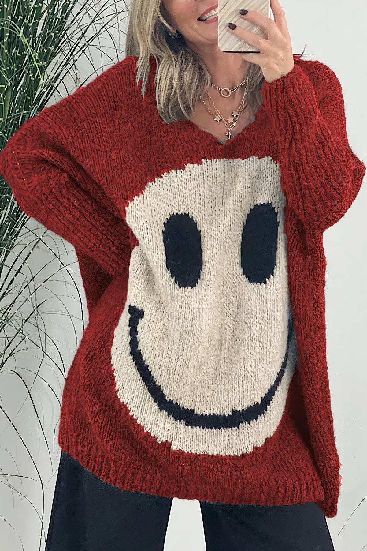 Street-wave Oversized Smiley Knit Sweater For Women, Cozy Soft Throw-On Knitwear