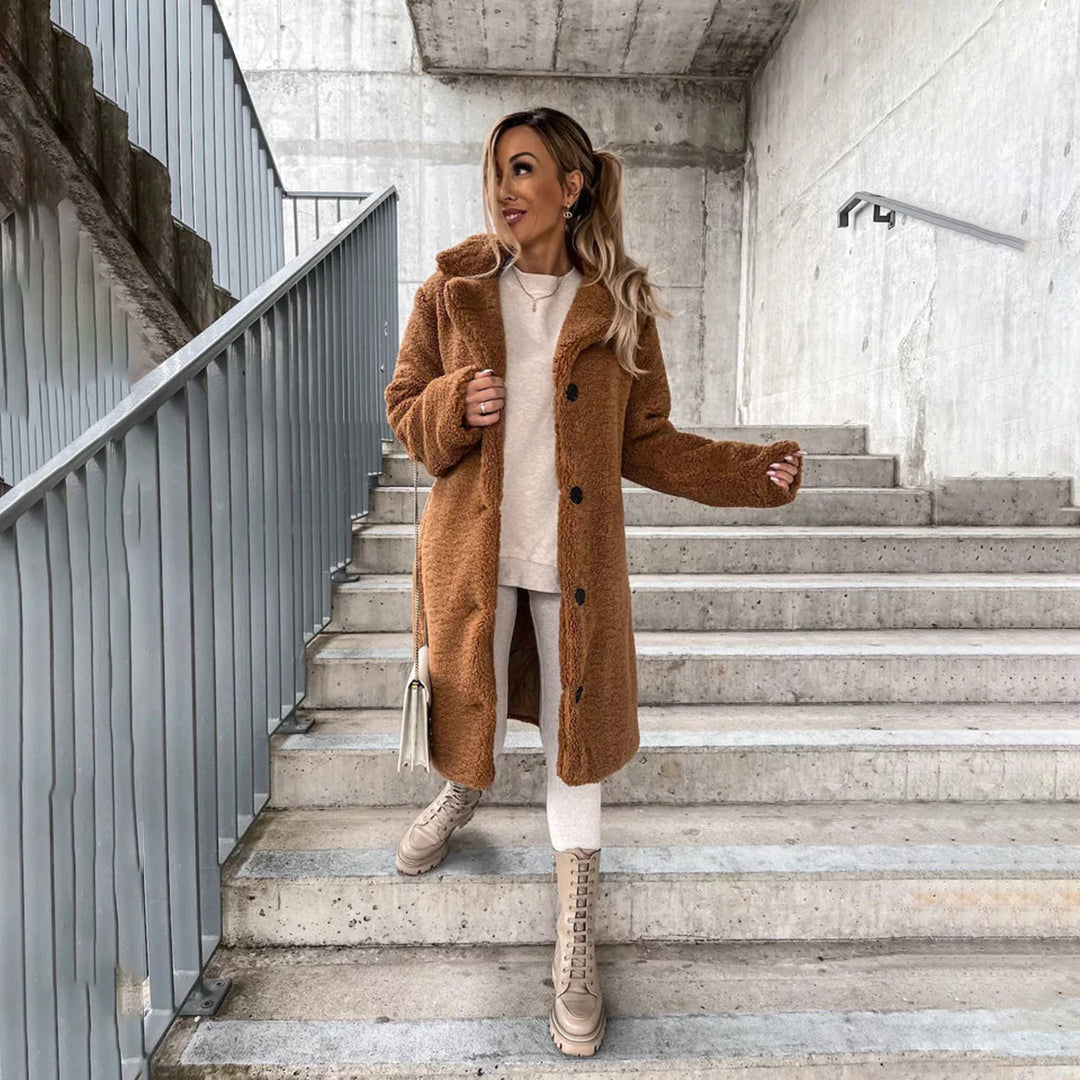Street-Wave Soft Cozy Winter Coat For Women Luxurious Plush Warmth And Everyday Style
