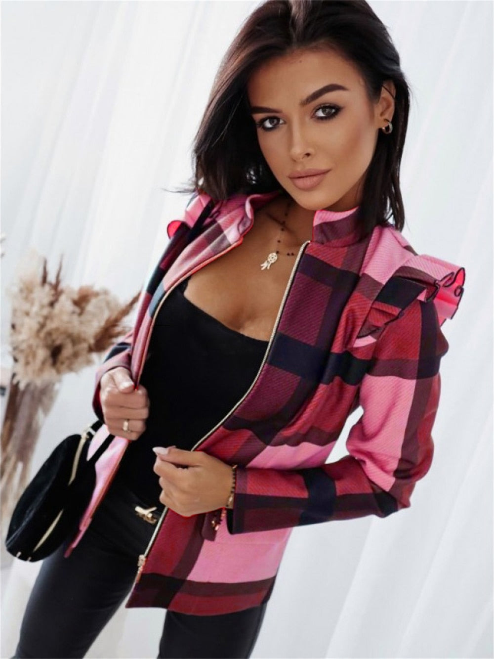 Street-Wave Women's Tailored Plaid Coat With Zipper And Front Flap Pockets For Stylish Winter
