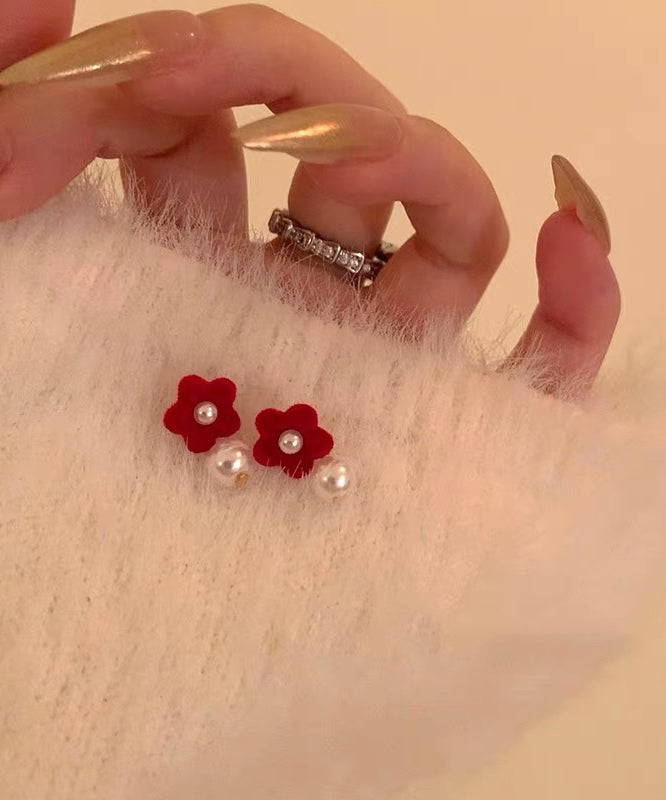 Boucles d'oreilles à tige en velours de soie rouge et perles florales - Street-Wave