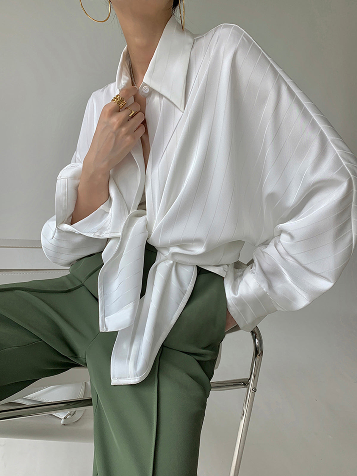 Street-Wave Satin Balloon Sleeve Shirt Elegant Modern Fit For Women Versatile Chic Top
