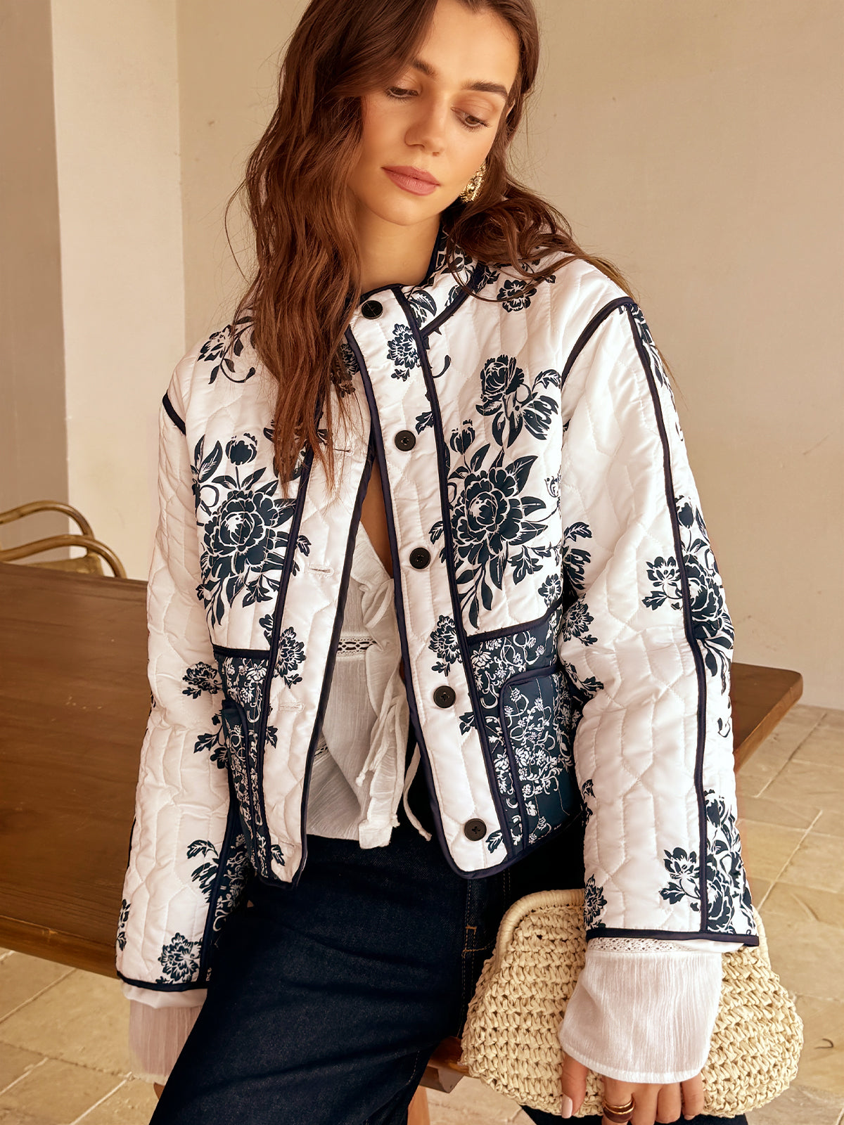 Street Wave Floral Quilted Zip Coat For Women Boho Chic White Navy Floral Piping Regular Fit