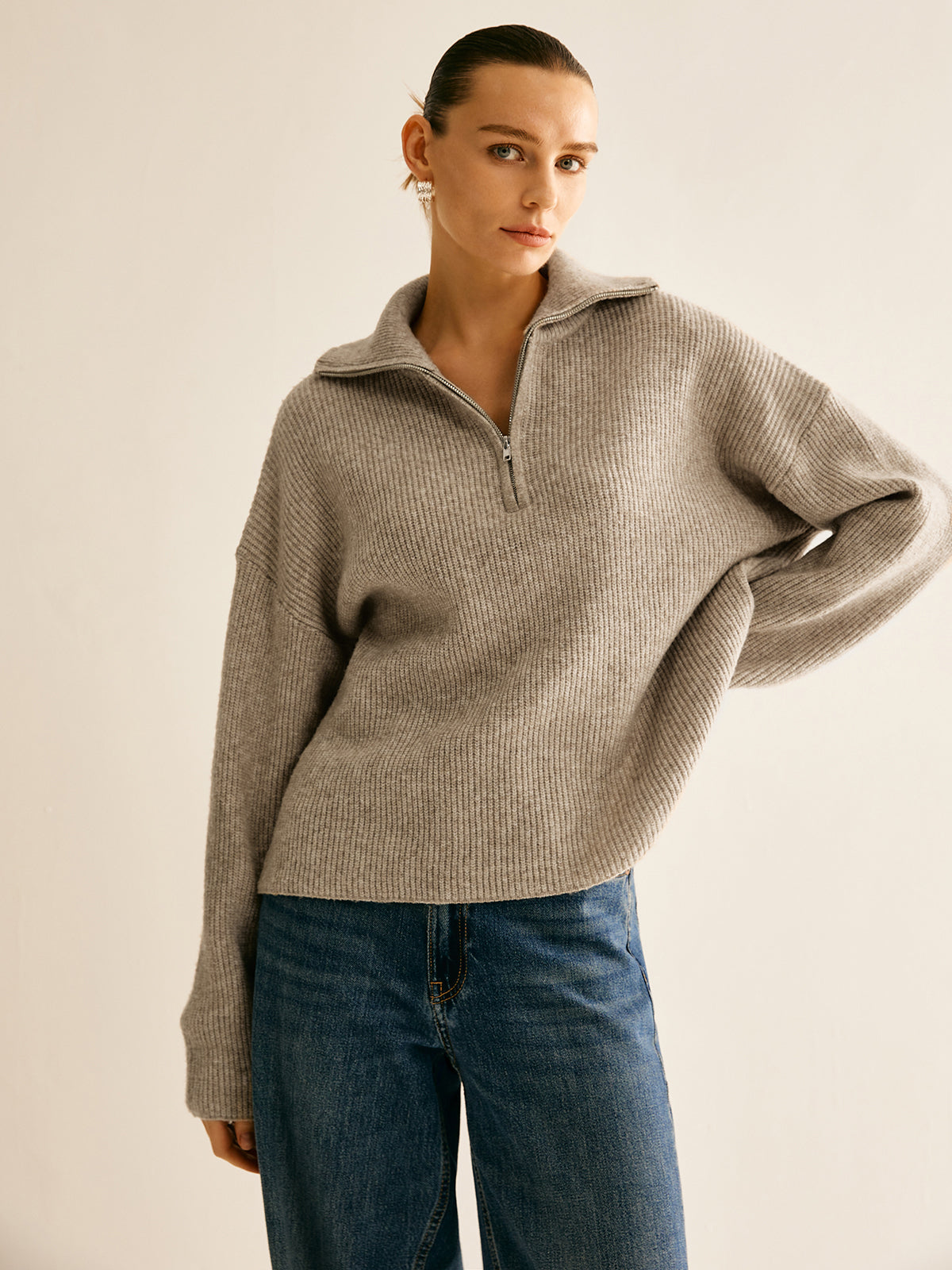 Damen Wollpullover in Beige mit Reißverschluss im Old-Money-Stil - Street-wave