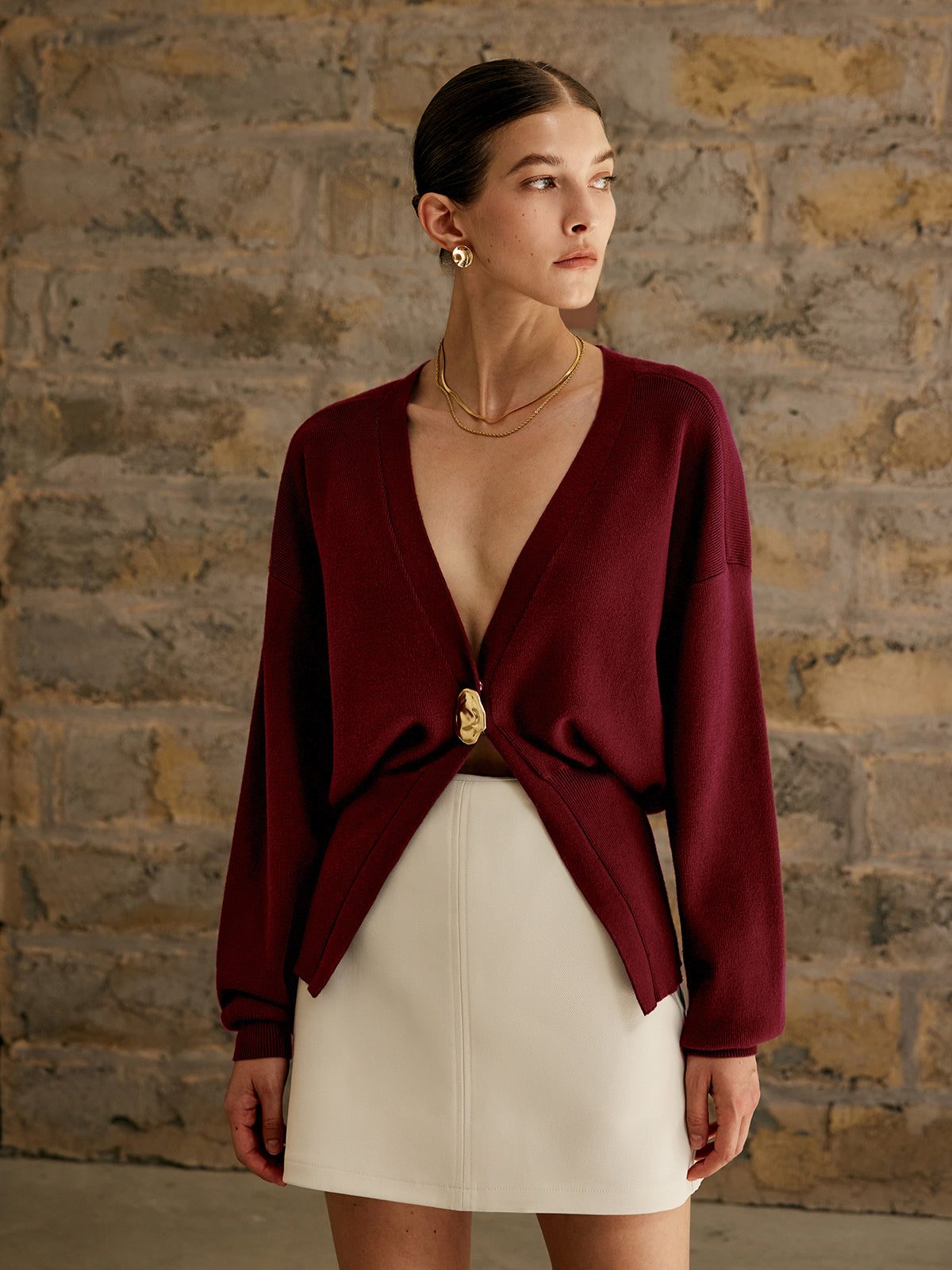 Streetwave Luxe Old Money Style Cardigan With V Neck And Gold Button Detail For Women