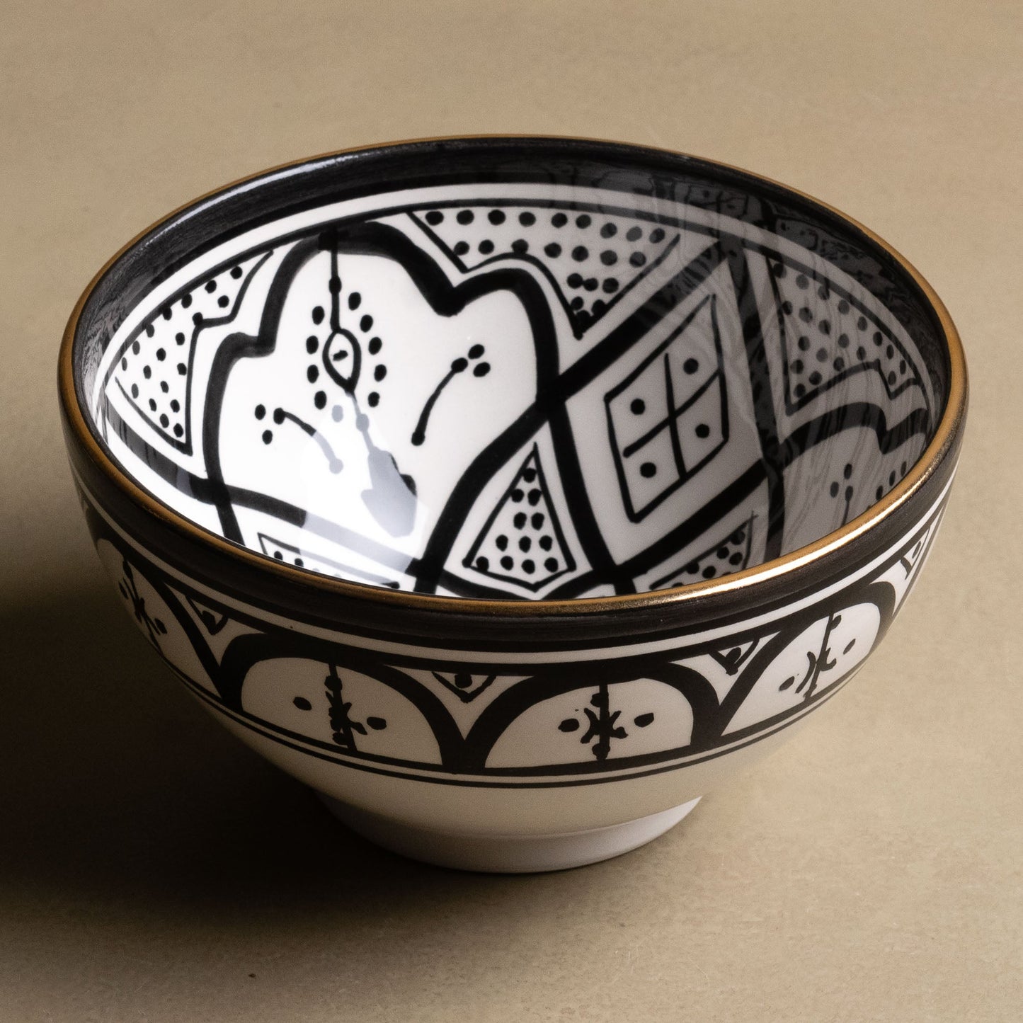 Fez Noir Bowl - Moroccan Dinnerware Adorned with 12 Carat Gold Accents - Street-Wave