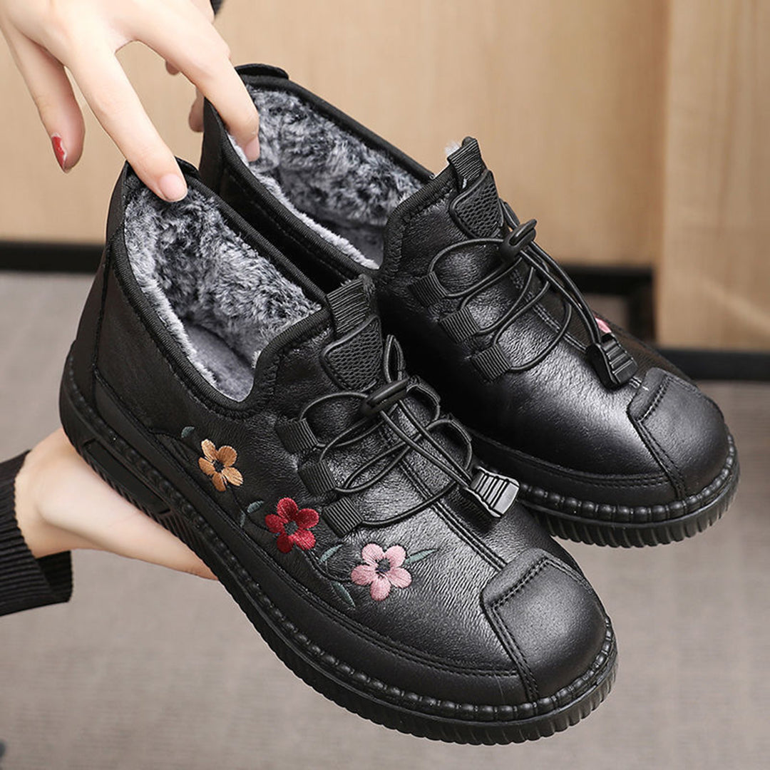 Street-wave Women's Fur-Lined Ankle Boots, Elegant Comfort, Versatile For Work Or Casual Outfits