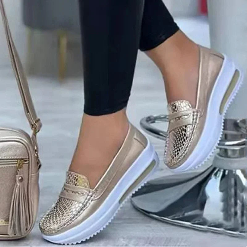 Street Wave Breathable Slip On Shoes For Women All Day Comfort