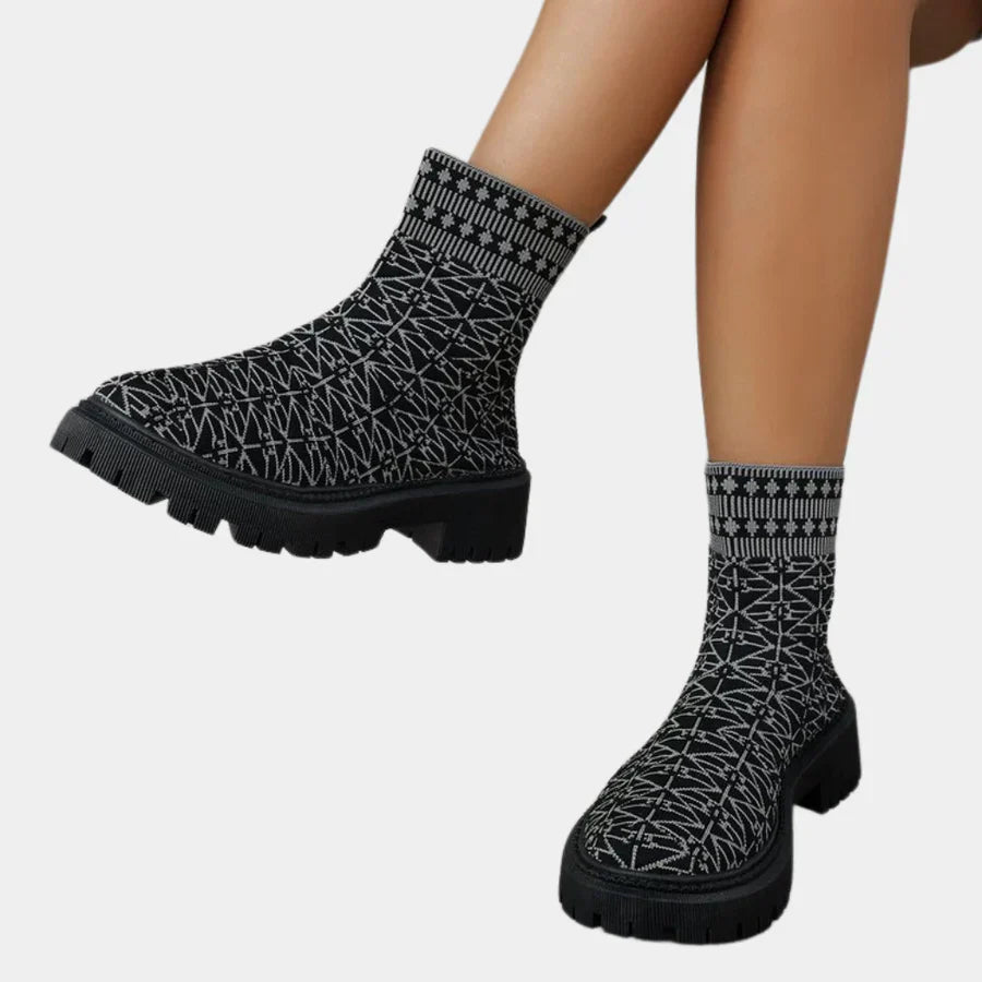 Street-Wave Women Knit Sock Boots With Trendy Pattern And Comfortable Lug-Sole Fit For Fashion-Forward Women