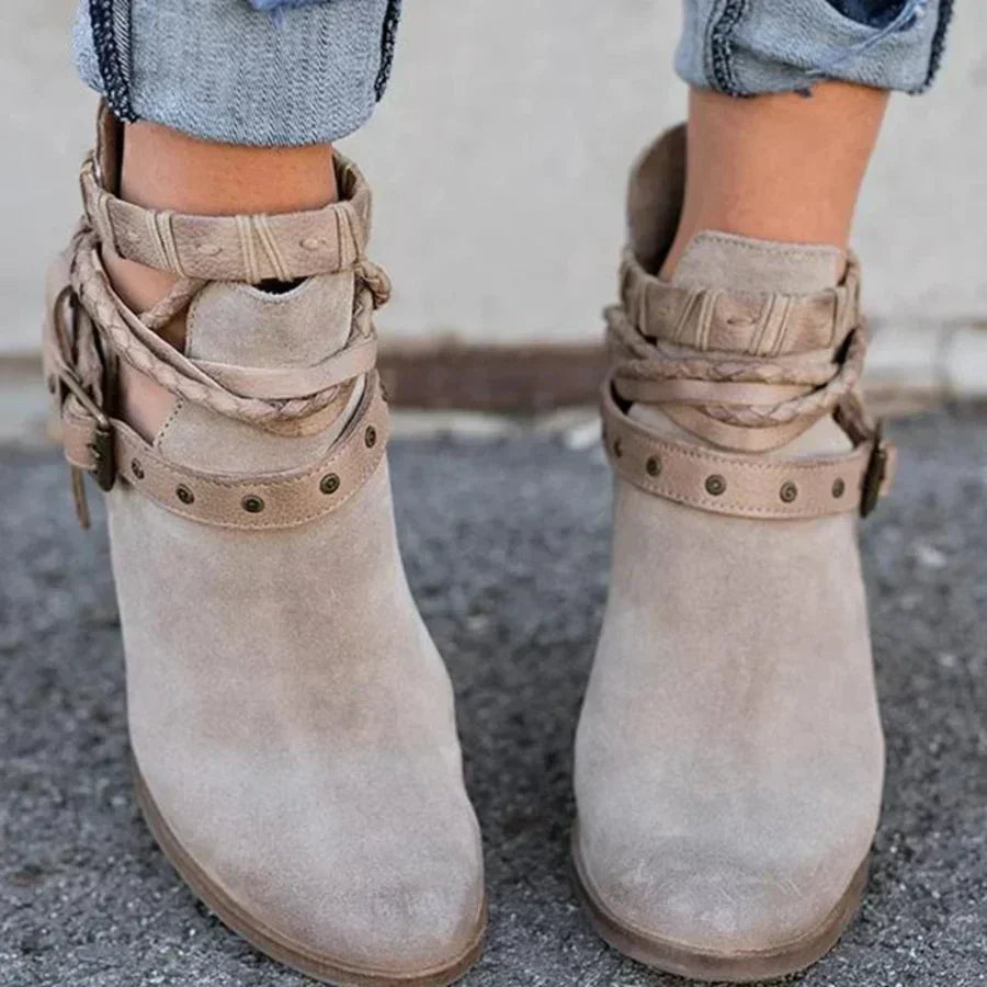 Street-wave Boots For Women Trendy Ankle Style With Premium Materials For Comfort And Durability