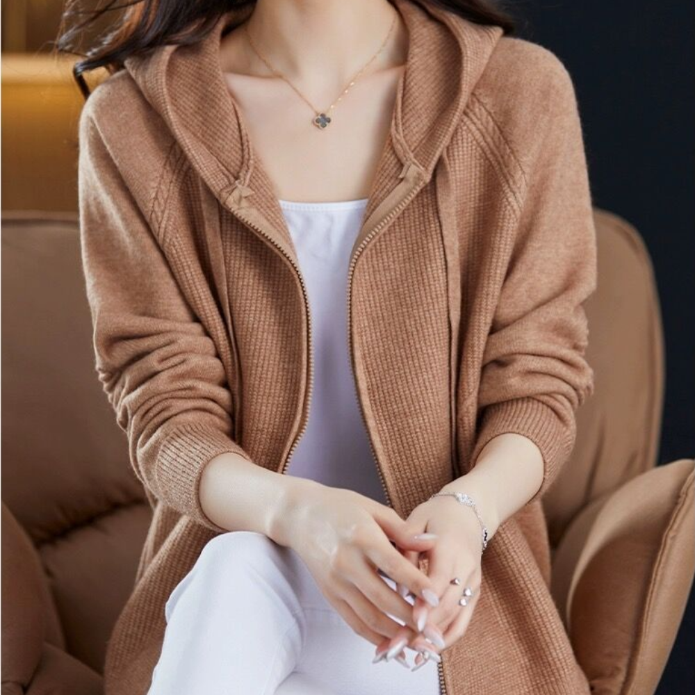 Streetwave Zip Cardigan In Soft Knit For Women Cozy Warmth Modern Everyday Essential