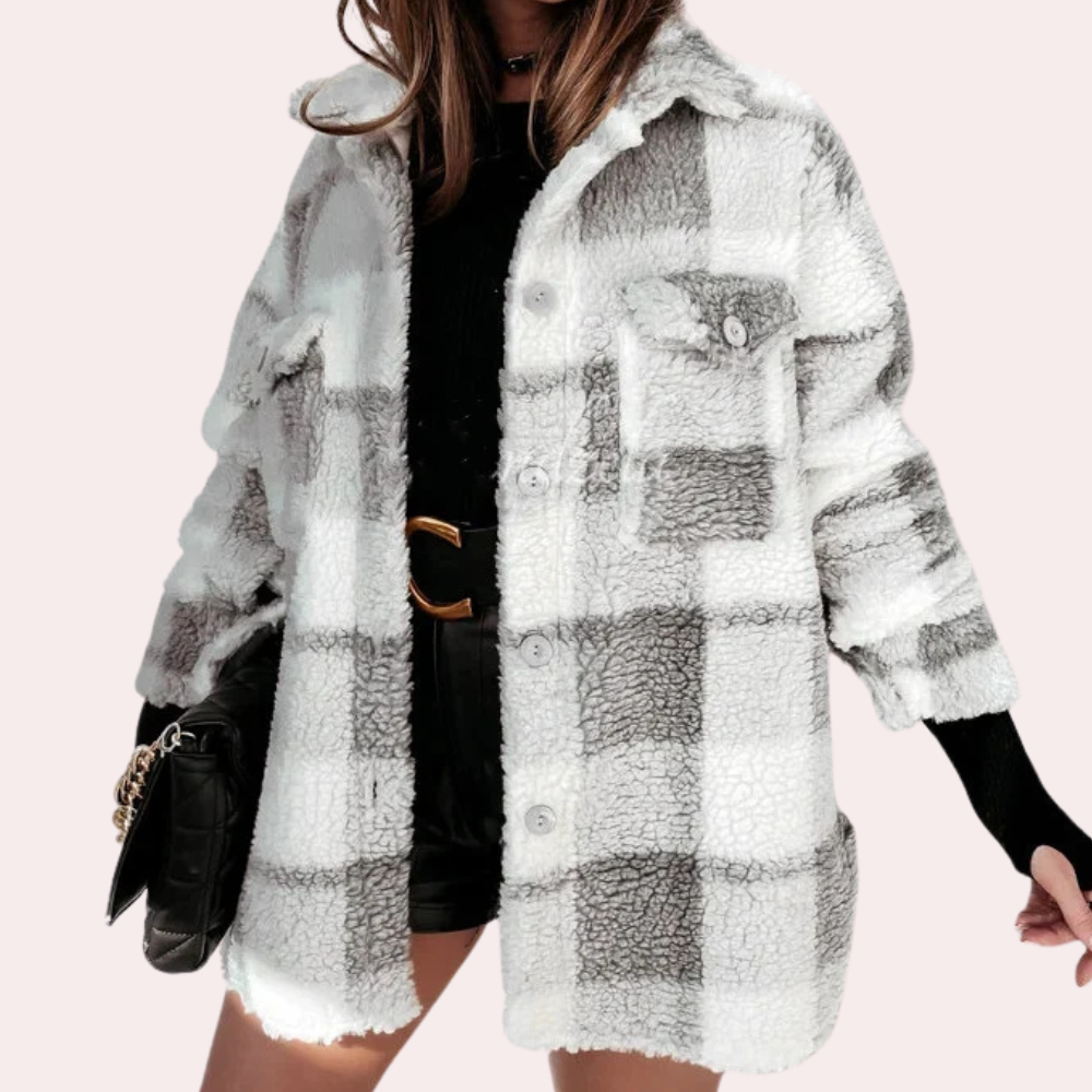 Arryn Classic Winter Jacket For Women Timeless Style With Warmth And Cozy Teddy Shearling Finish