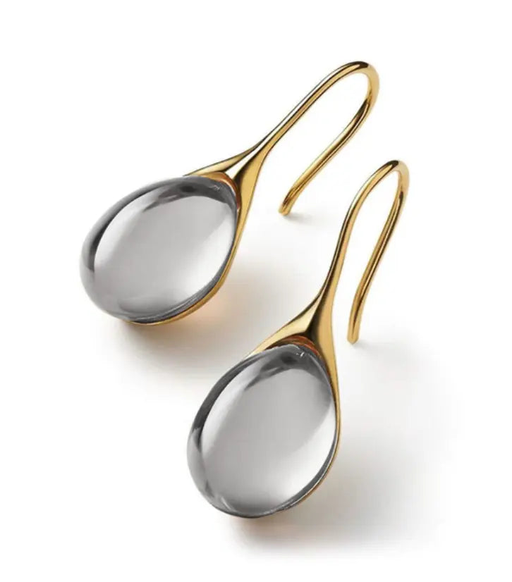 Street-Wave Denise Teardrop Earrings Lightweight Gold Resin for Everyday Chic