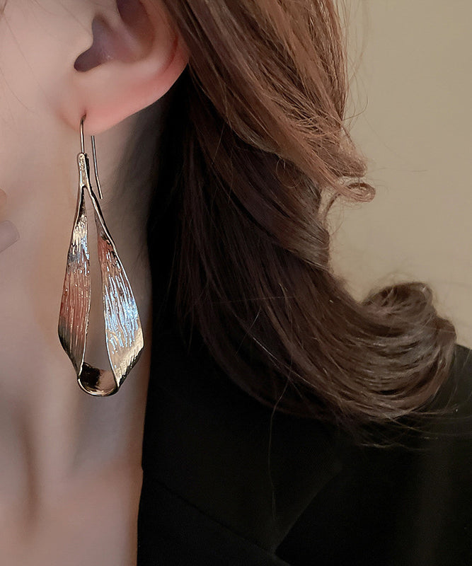 Boucles d'oreilles créoles décontractées en métal marron en forme de goutte d'eau et de feuille - Street-Wave