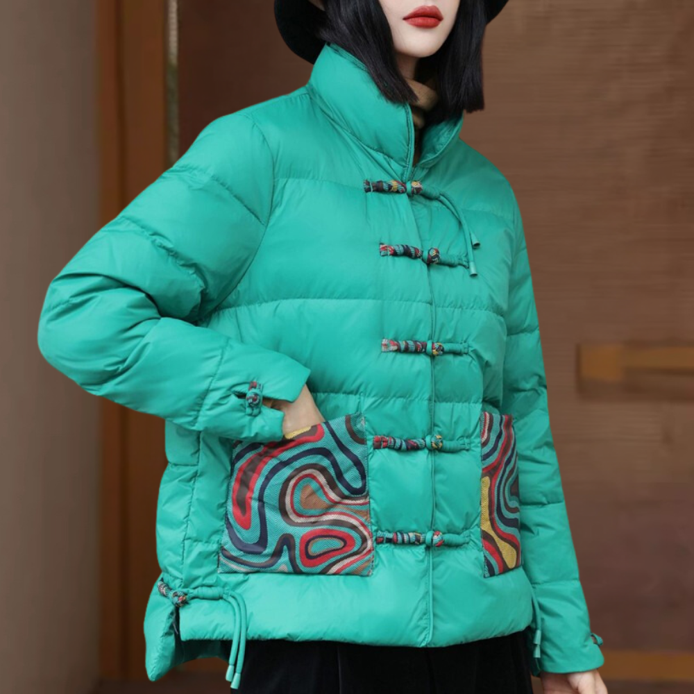 Street-Wave Warm Winter Jacket For Women - Modern Insulated Coat With Cozy Warmth And Colorful Patch Details
