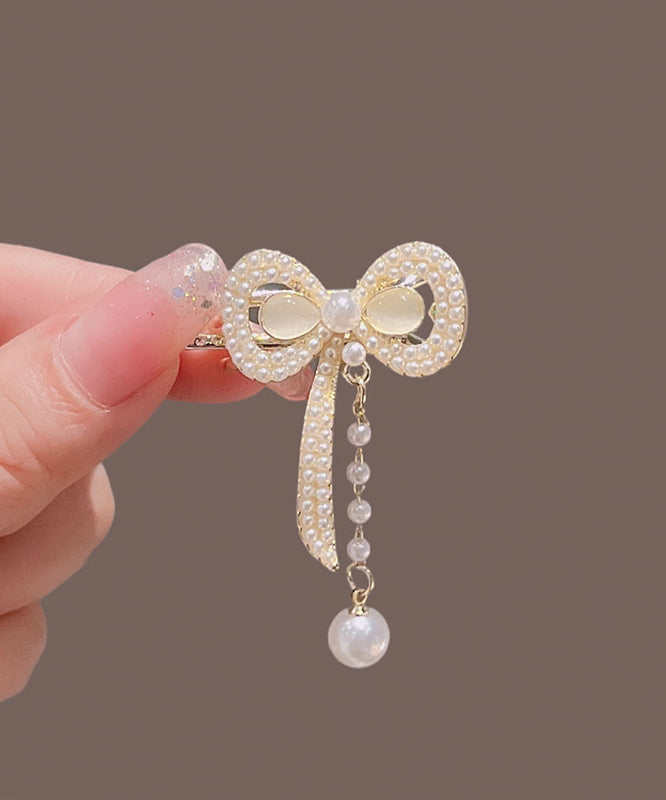 Épingle à cheveux à pompon papillon en alliage de cuivre doré de style chinois avec perles - Street-Wave