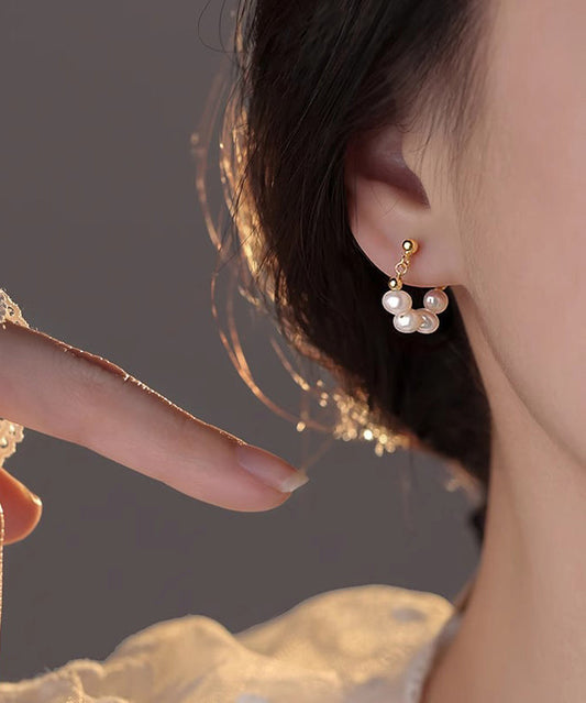 Boucles d'oreilles créoles élégantes en argent sterling doré et perles - Street-Wave